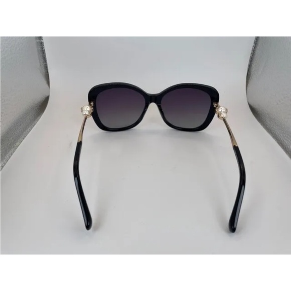 Auth Chanel pearl polarized sunglasses - Picture 4 of 5